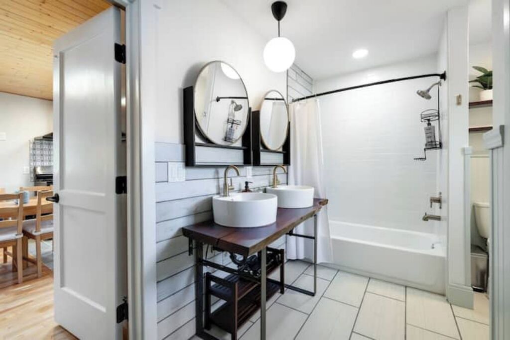 Photo of Bathroom in Lawton Park