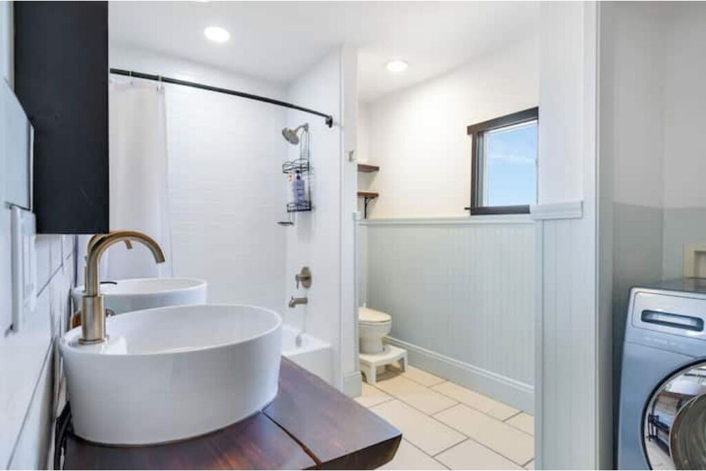 Photo of Bathroom in Lawton Park
