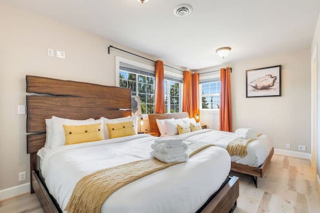 Photo of Bedroom in Southeast Magnolia