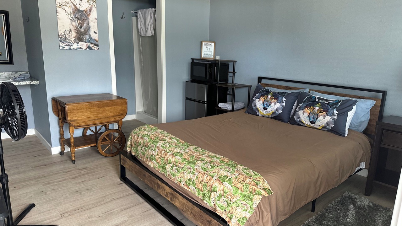 Photo of Bedroom in Roseburg