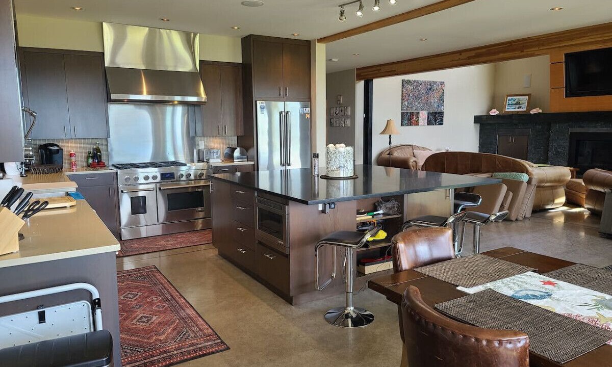 Photo of Kitchen in Point Roberts