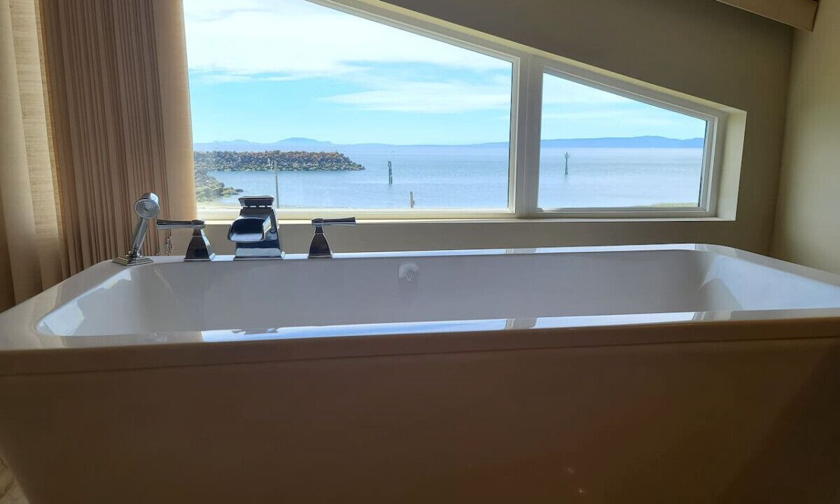 Photo of Bathroom in Point Roberts