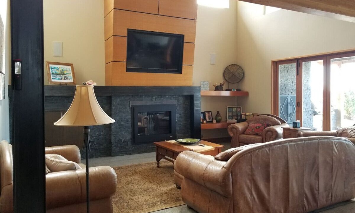 Photo of Livingroom in Point Roberts
