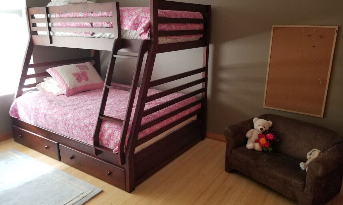Photo of Bedroom in Point Roberts