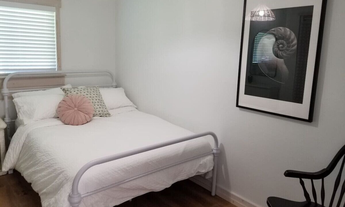 Photo of Bedroom in Point Roberts