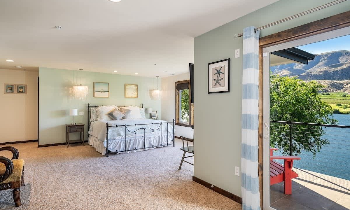 Photo of Bedroom in Orondo