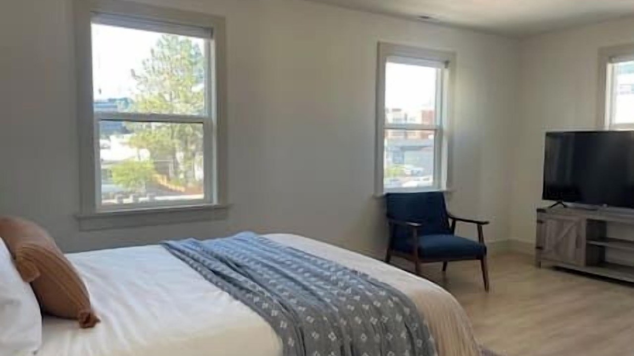 Photo of Bedroom in Central Business District
