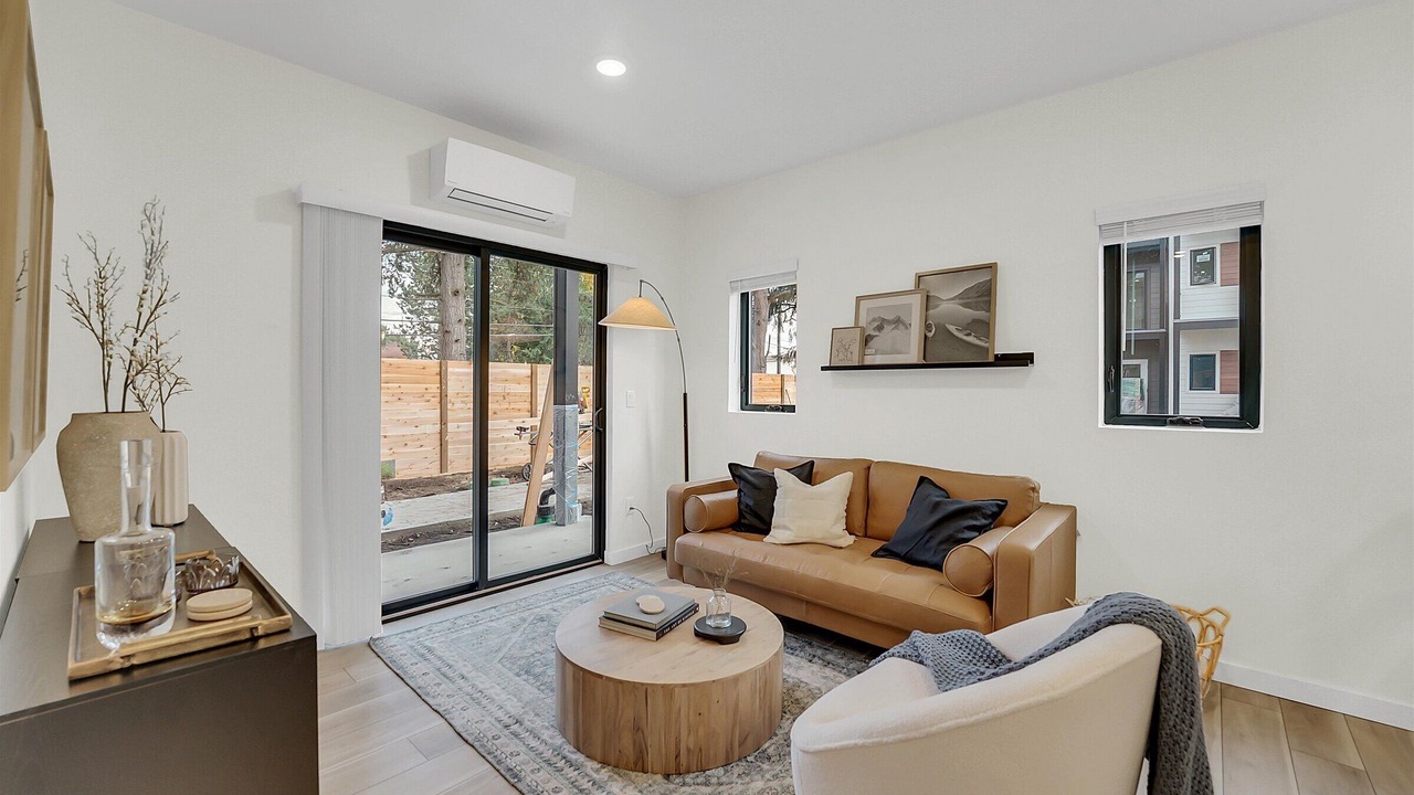 Photo of Livingroom in Monta Vista
