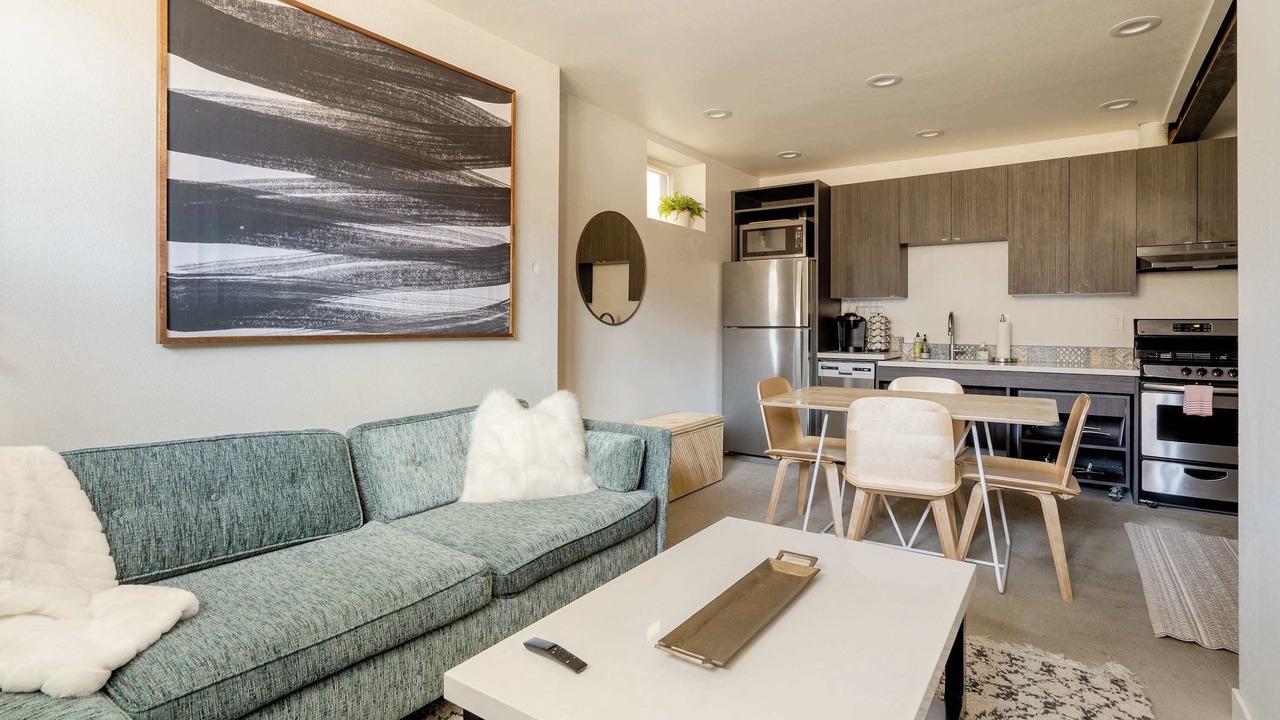 Photo of Livingroom in Belmont