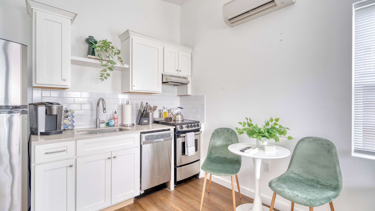 Photo of Kitchen in Sullivan's Gulch