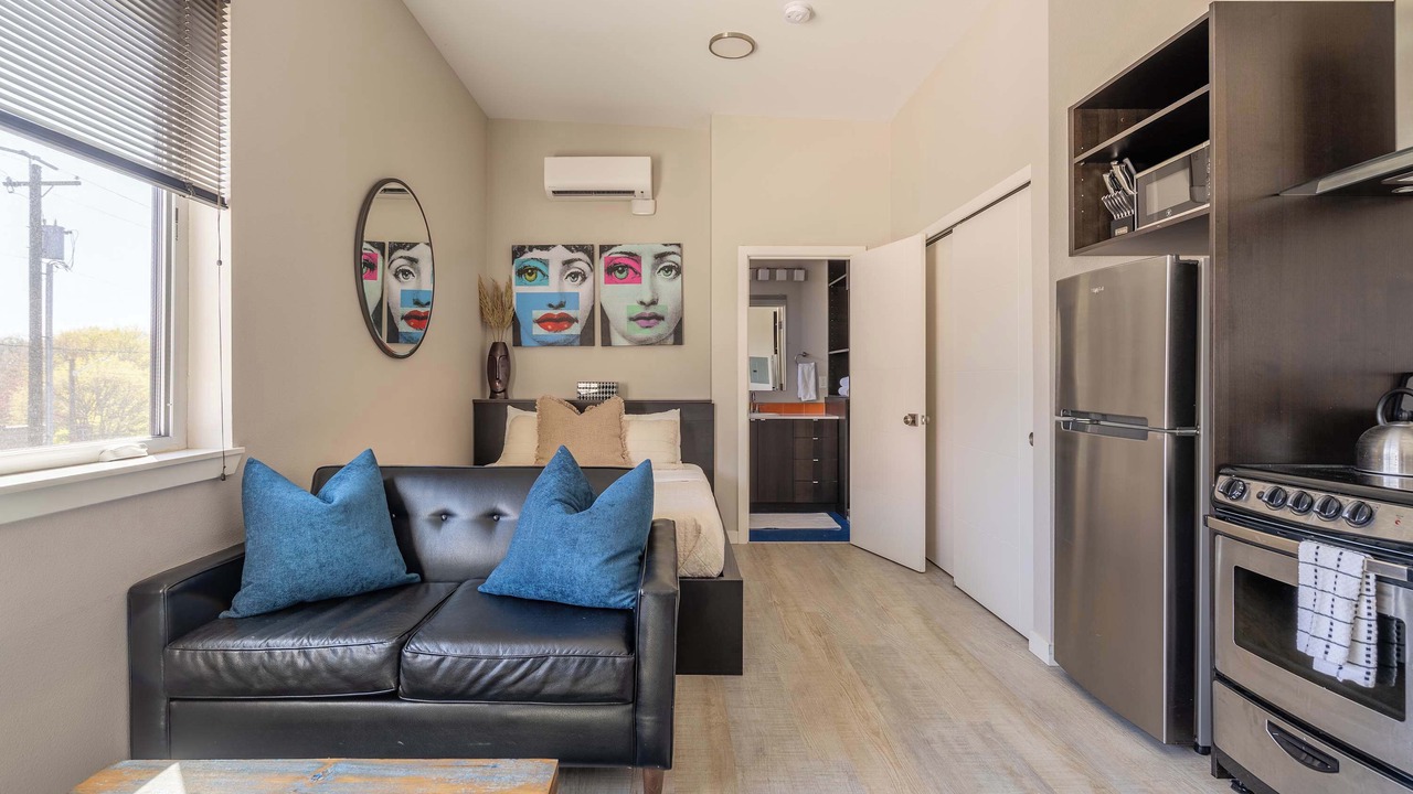 Photo of Livingroom in Belmont