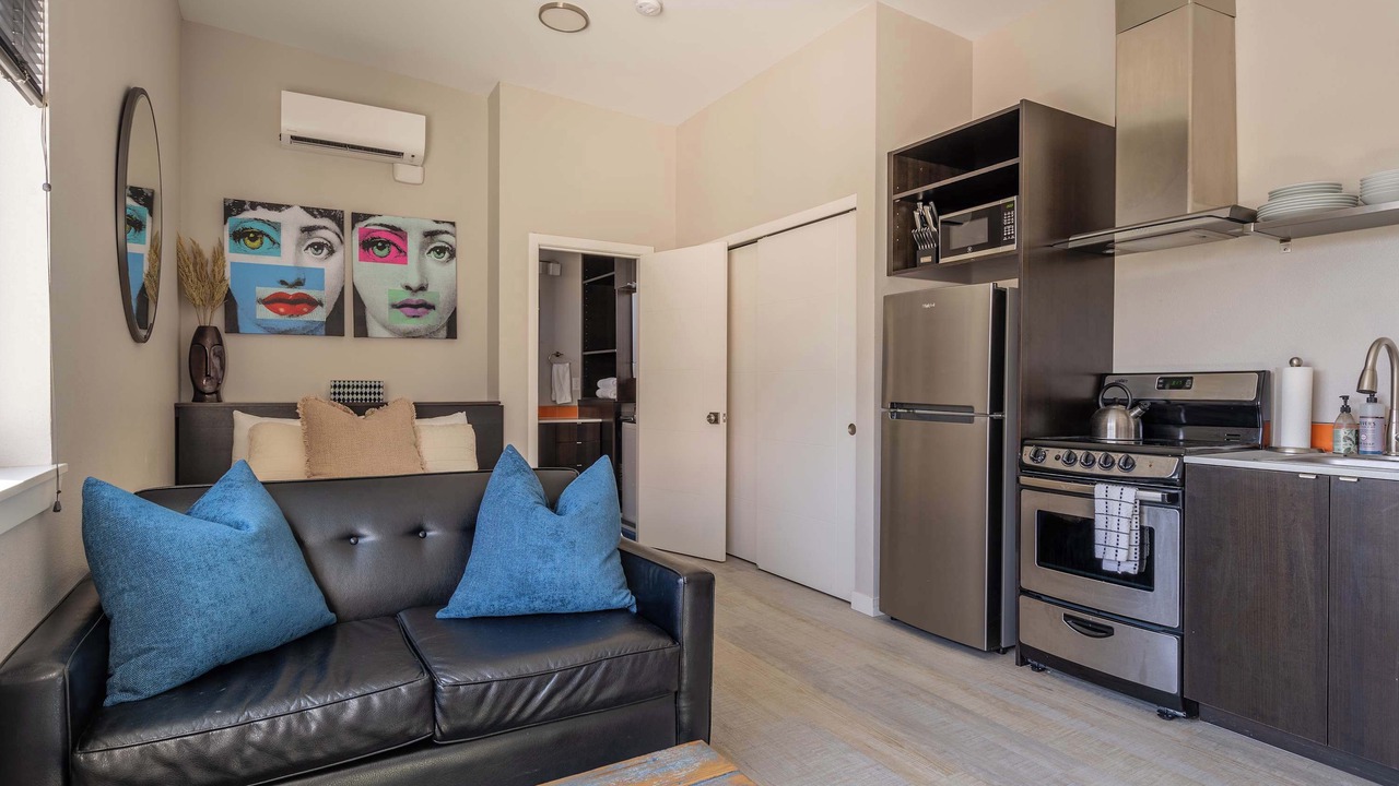 Photo of Livingroom in Belmont