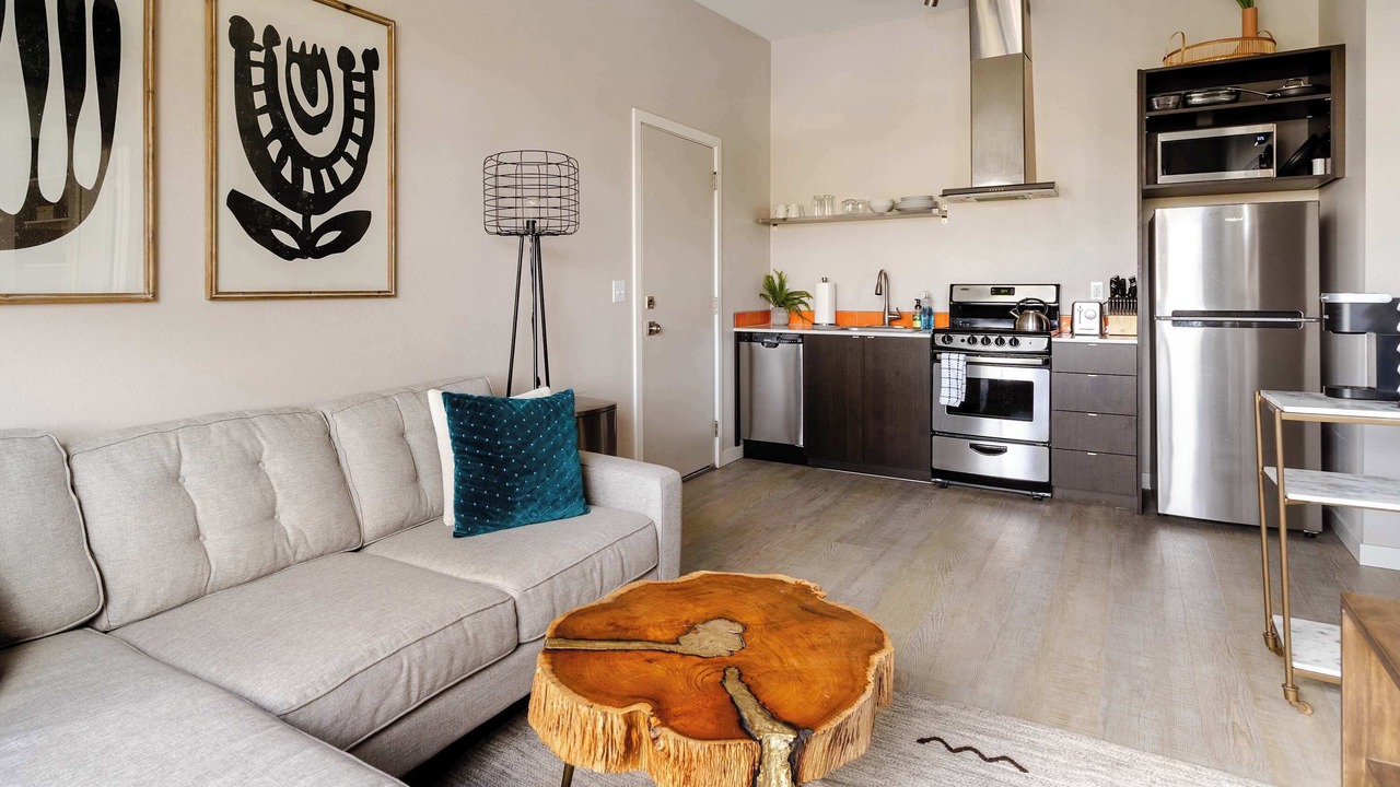 Photo of Livingroom in Belmont