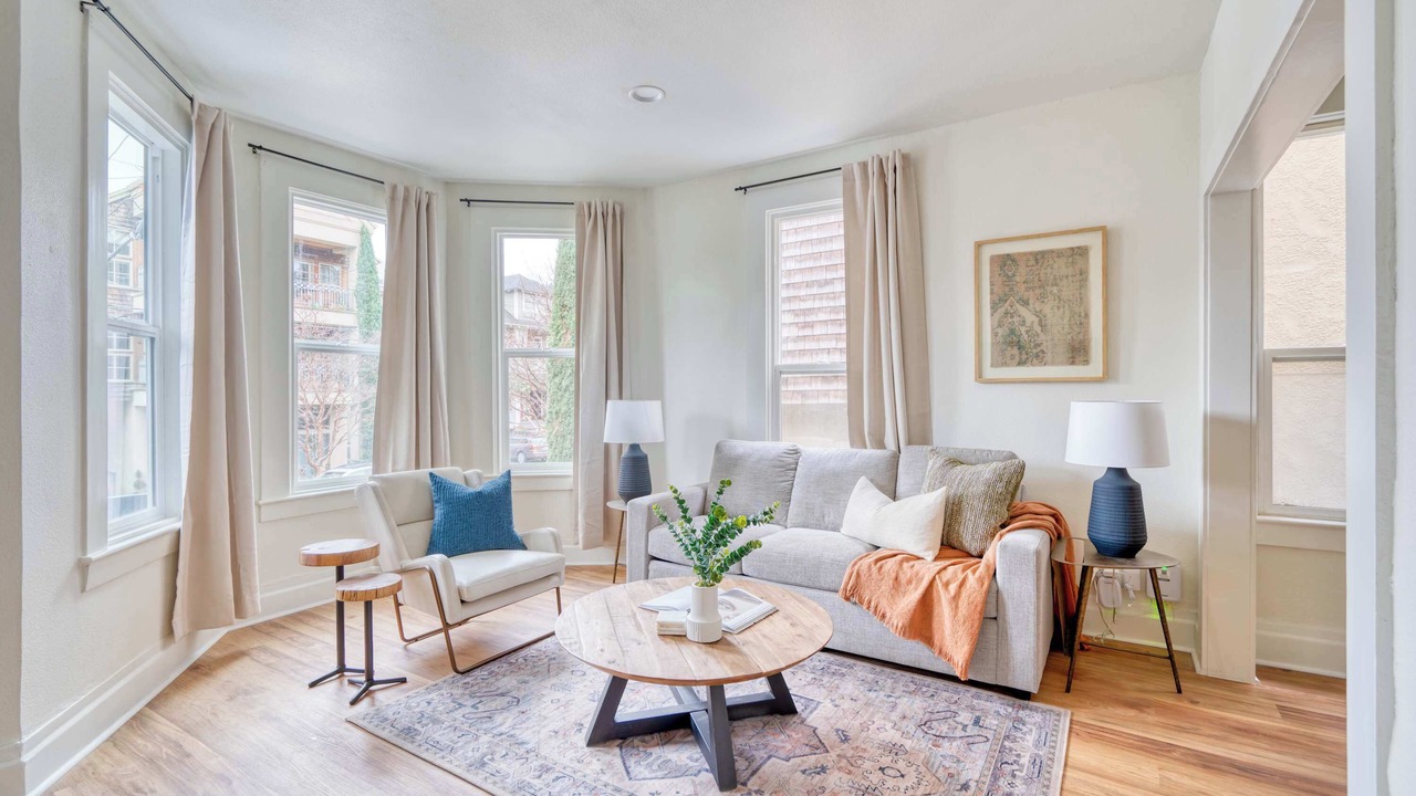 Photo of Livingroom in Uptown