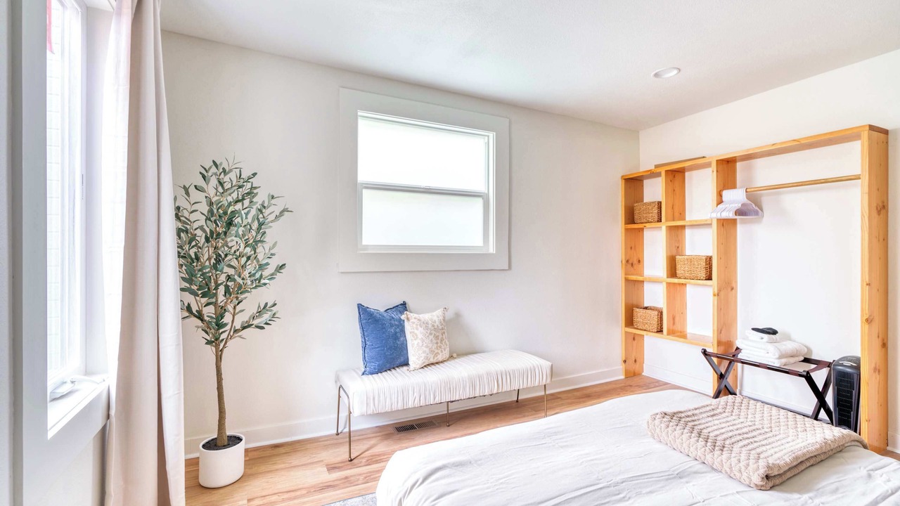 Photo of Bedroom in Uptown