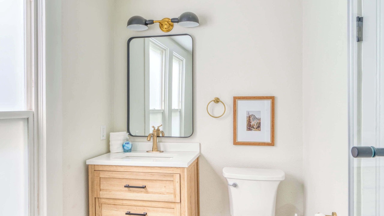 Photo of Bathroom in Uptown