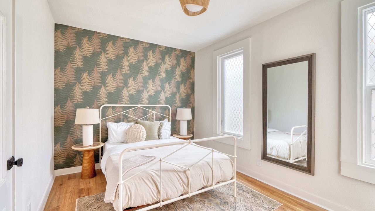 Photo of Bedroom in Uptown