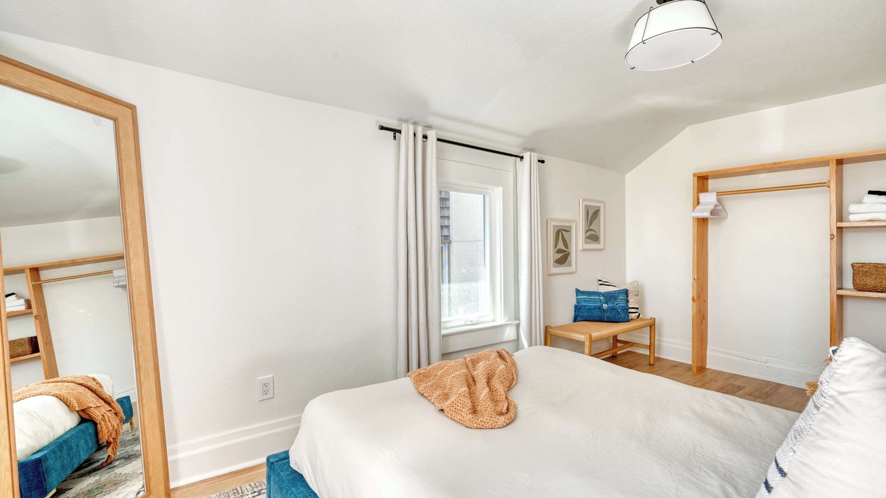 Photo of Bedroom in Uptown