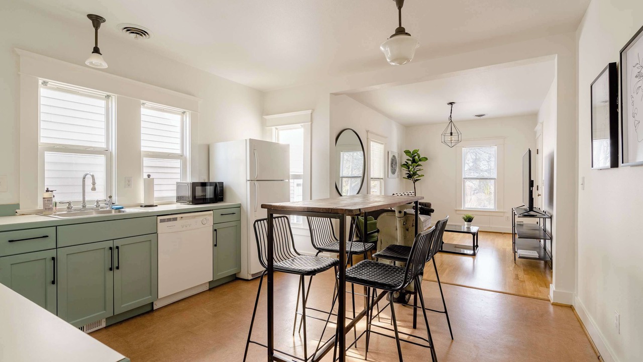 Photo of Kitchen in Mississippi District