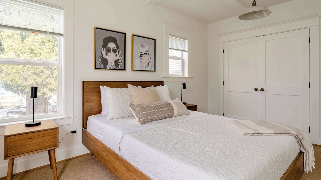 Photo of Bedroom in Mississippi District
