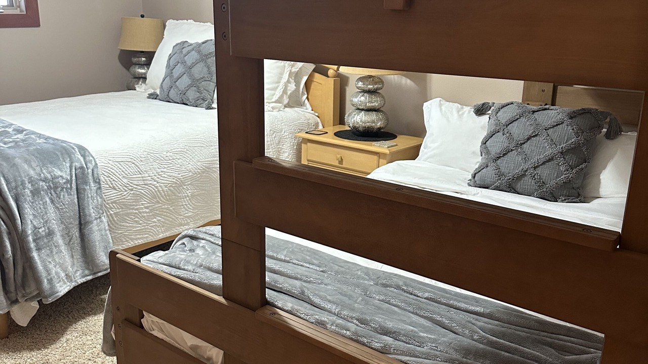 Photo of Bedroom in Sandpoint