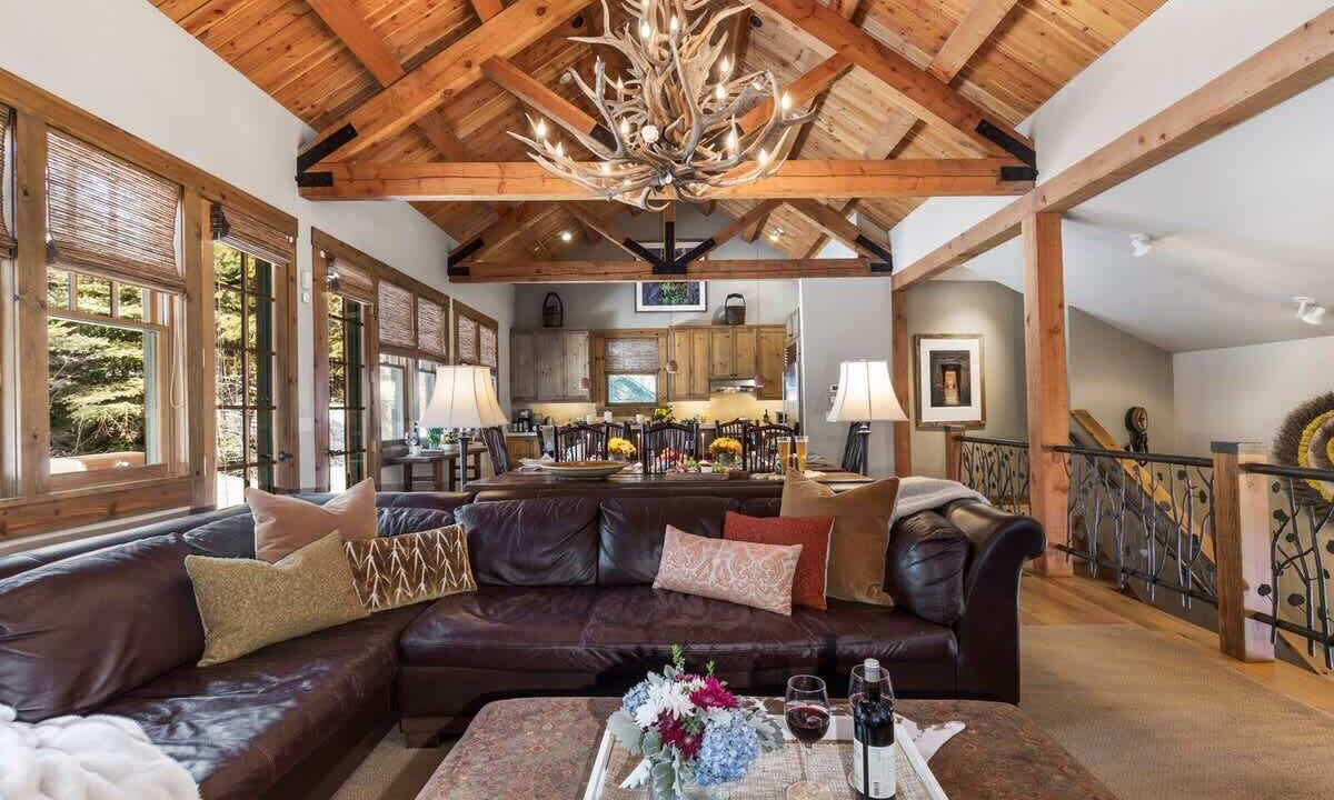 Photo of Livingroom in Granite Ridge