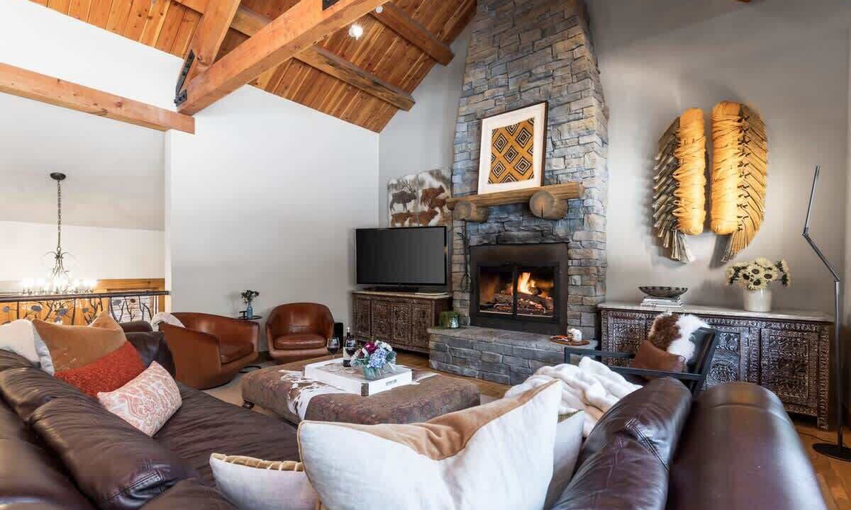 Photo of Livingroom in Granite Ridge