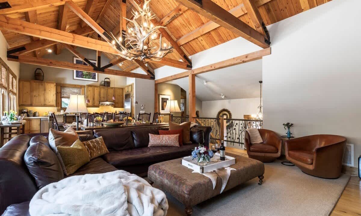 Photo of Livingroom in Granite Ridge