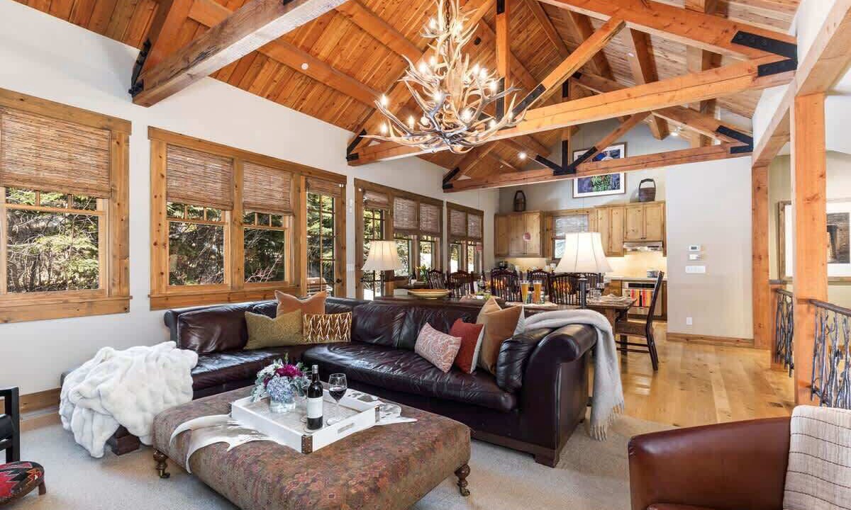 Photo of Livingroom in Granite Ridge