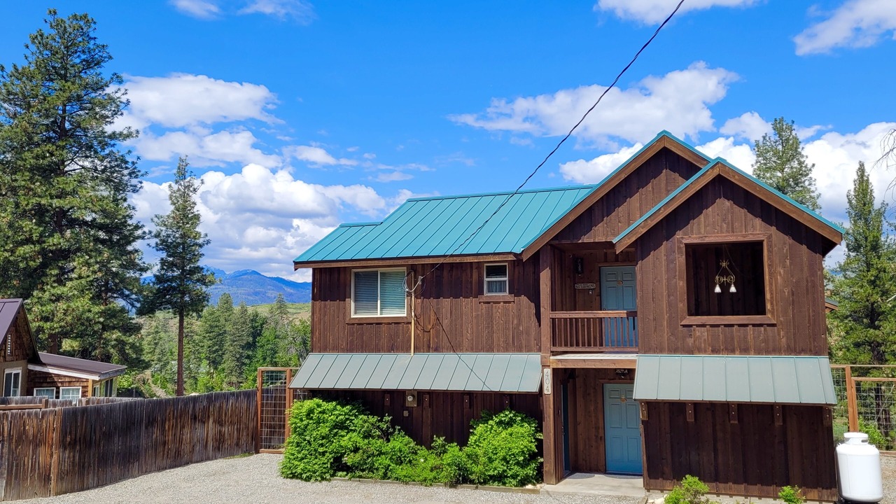 Photo of Outdoor in Winthrop