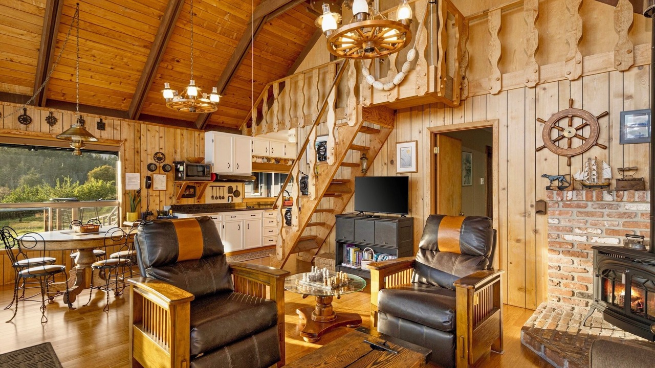 Photo of Livingroom in Friday Harbor