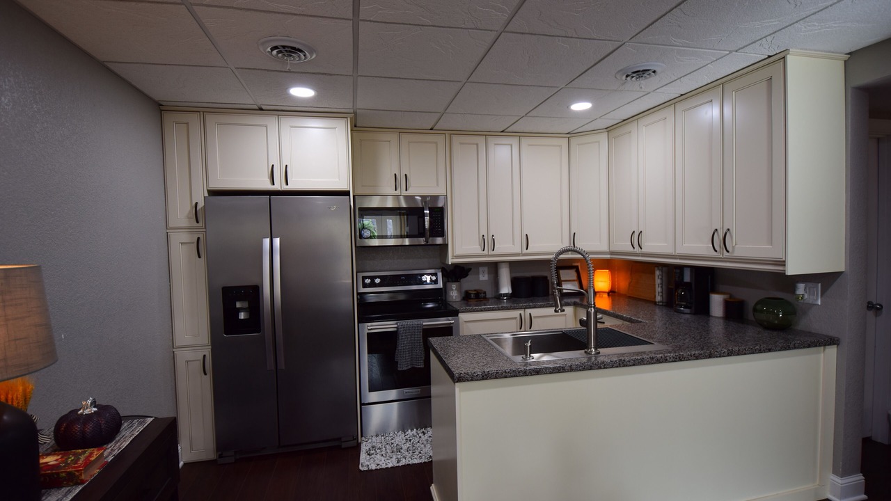Photo of Kitchen in Iowa Falls