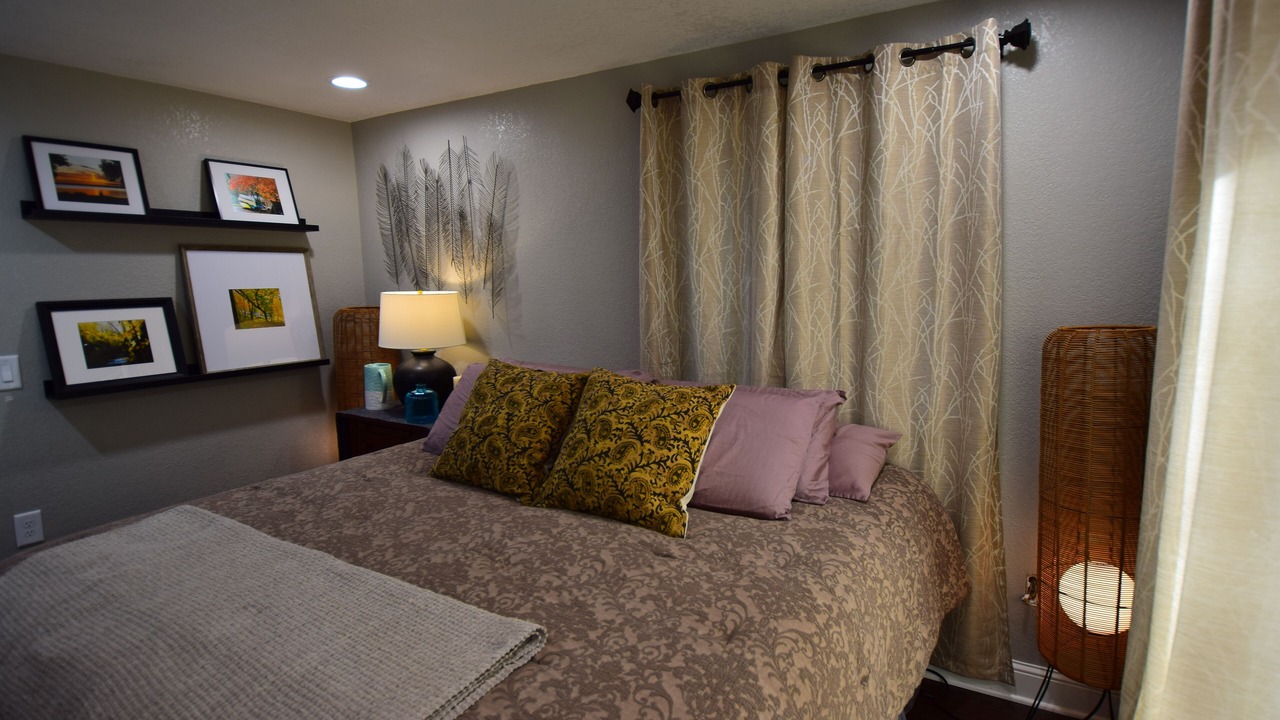Photo of Bedroom in Iowa Falls