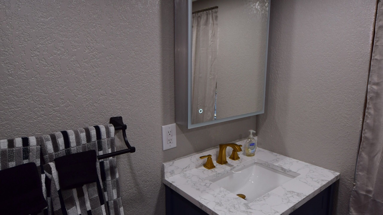 Photo of Bathroom in Iowa Falls