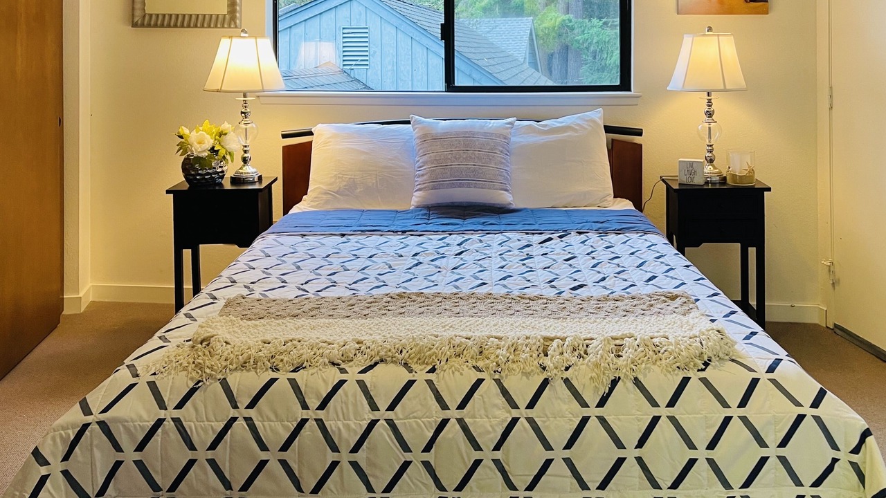 Photo of Bedroom in Mason County