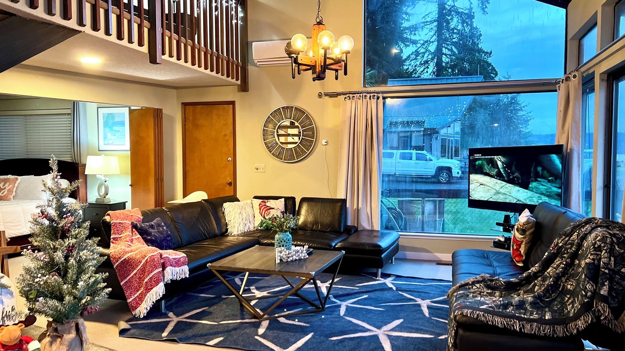 Photo of Livingroom in Mason County