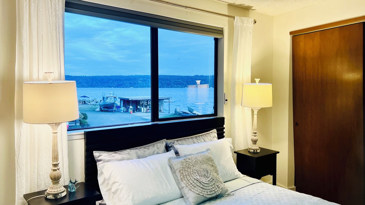 Photo of Bedroom in Mason County