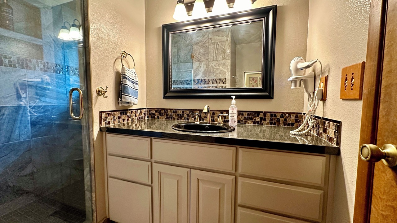 Photo of Bathroom in Albany