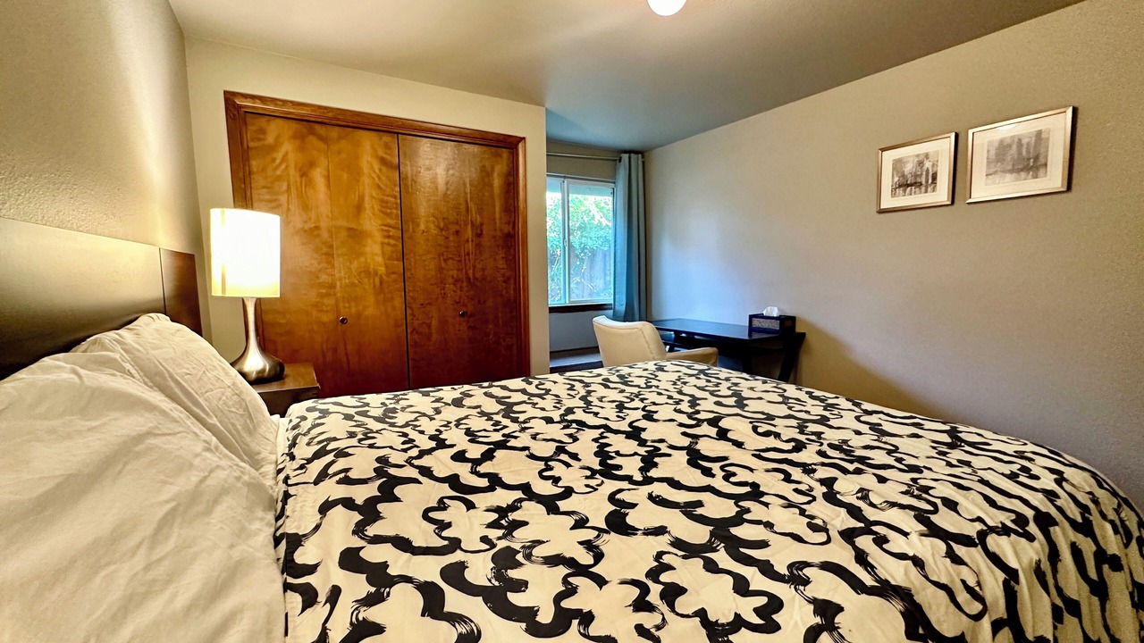 Photo of Bedroom in Albany