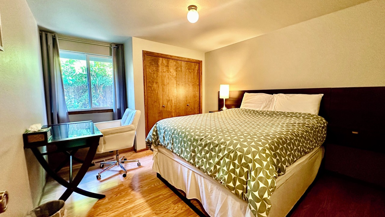 Photo of Bedroom in Albany