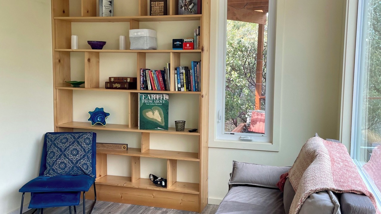 Photo of Livingroom in Rogue River