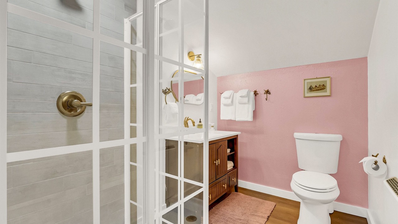 Photo of Bathroom in Anderson Island