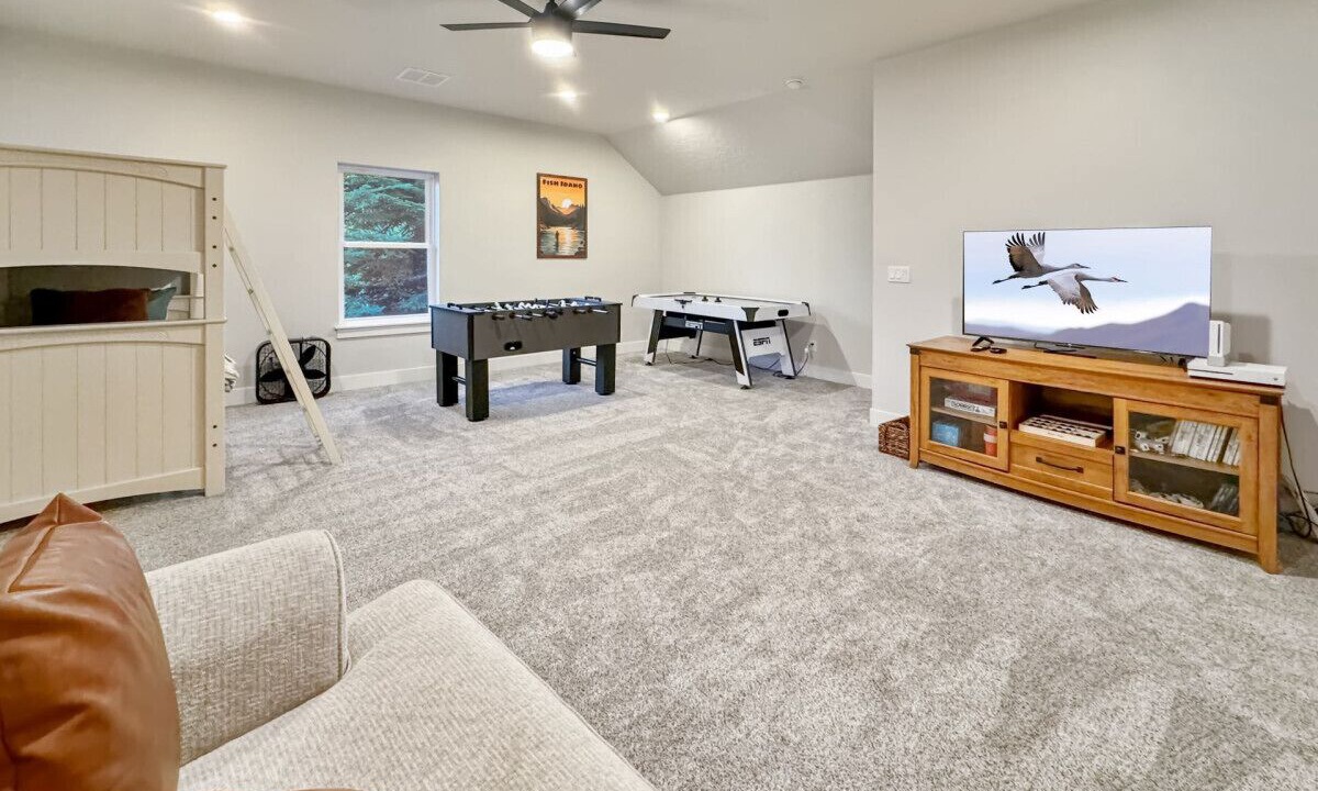 Photo of Livingroom in Donnelly