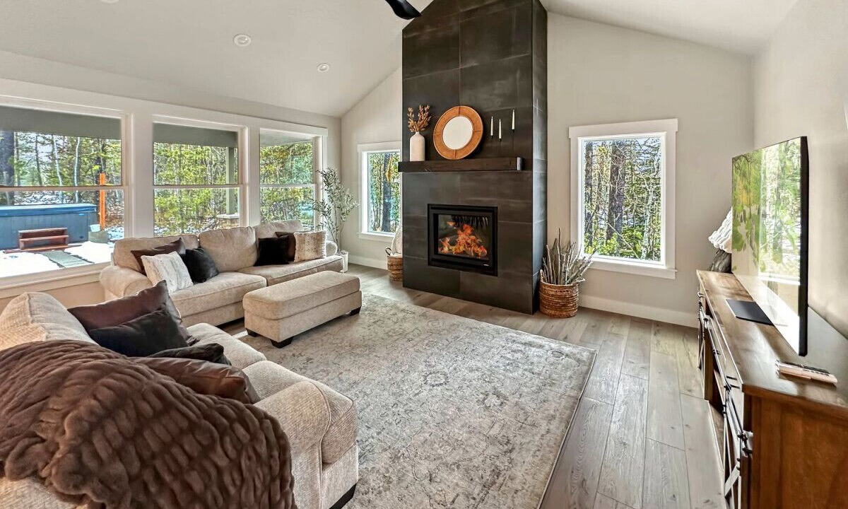 Photo of Livingroom in Donnelly