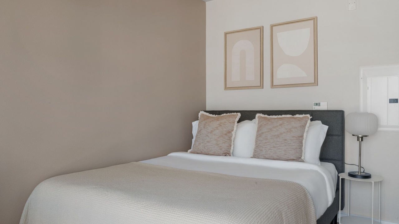 Photo of Bedroom in West Bellevue
