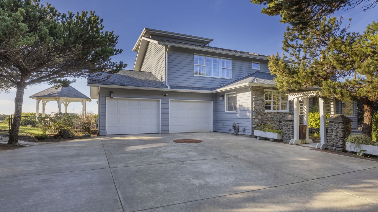 Photo of Outdoor in Seal Rock