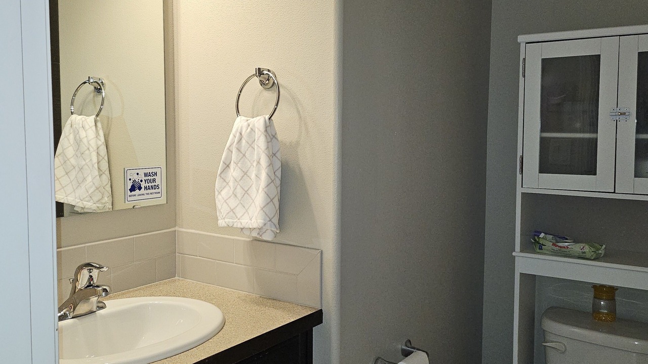 Photo of Bathroom in Pasco