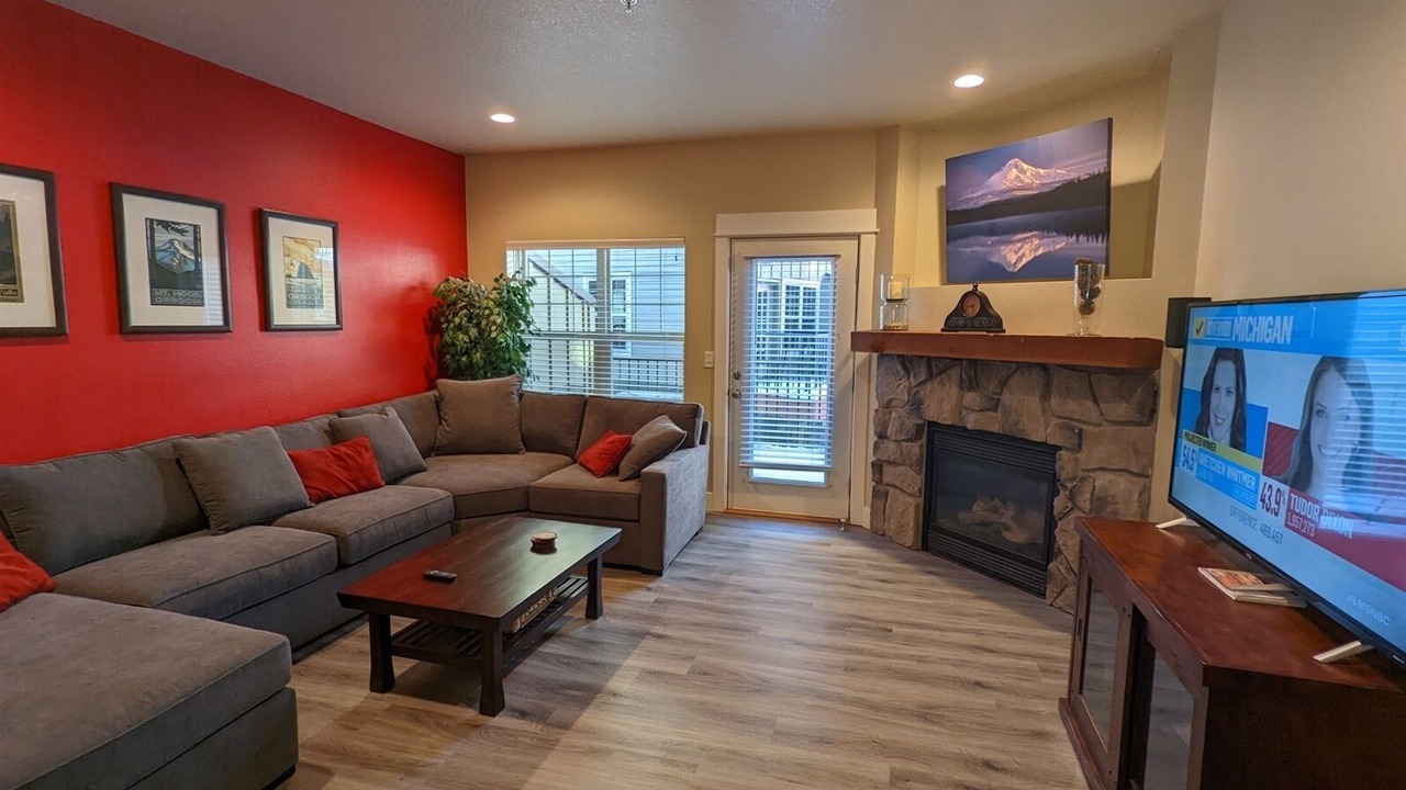 Photo of Livingroom in Government Camp