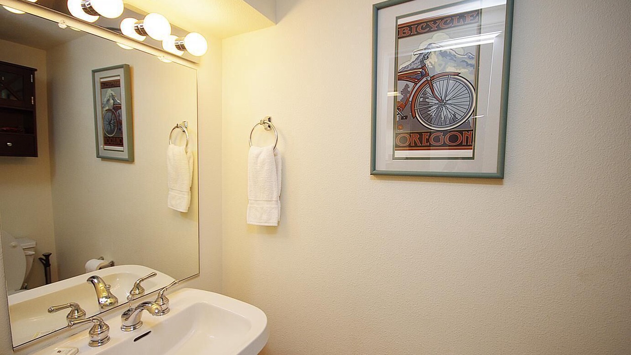 Photo of Bedroom in Government Camp