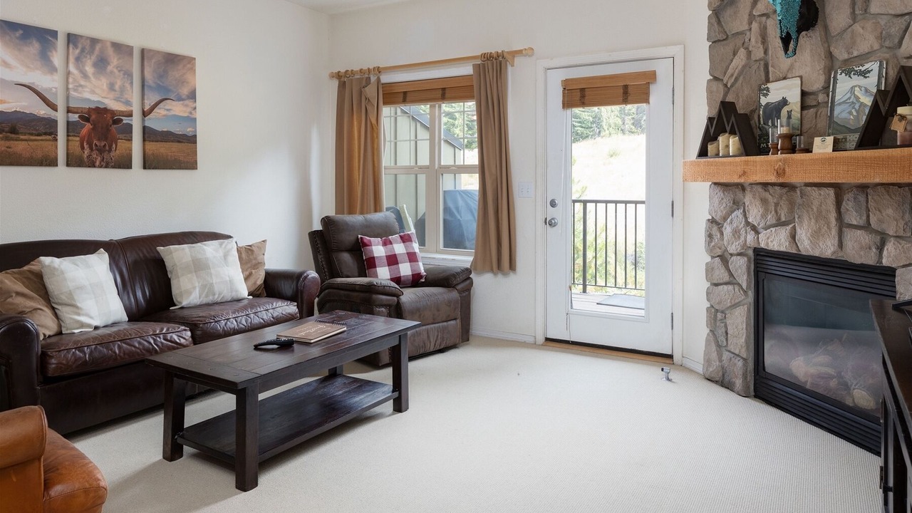 Photo of Livingroom in Government Camp